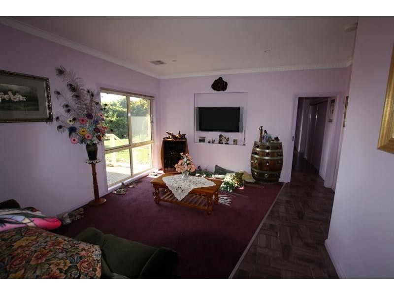 9 Fonda Dean Terrace, Korumburra VIC 3950