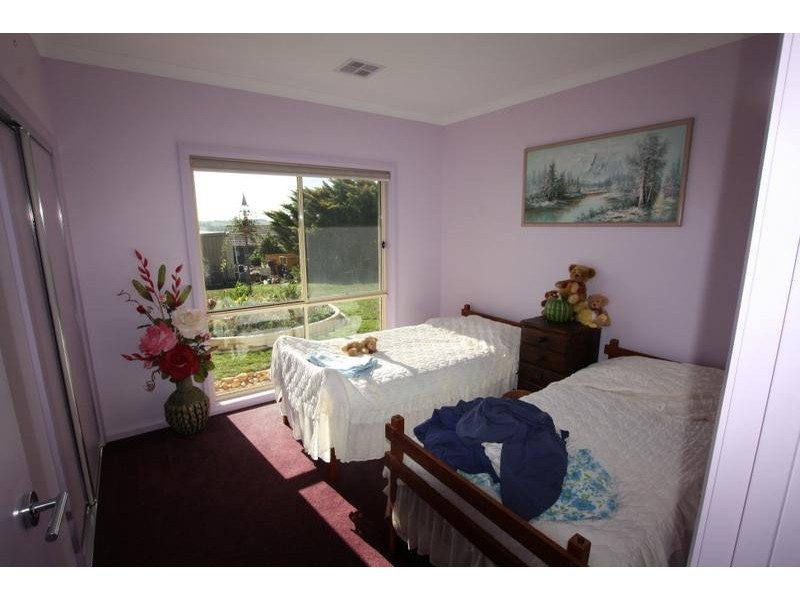 9 Fonda Dean Terrace, Korumburra VIC 3950