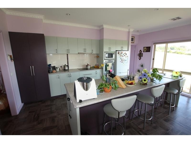 9 Fonda Dean Terrace, Korumburra VIC 3950