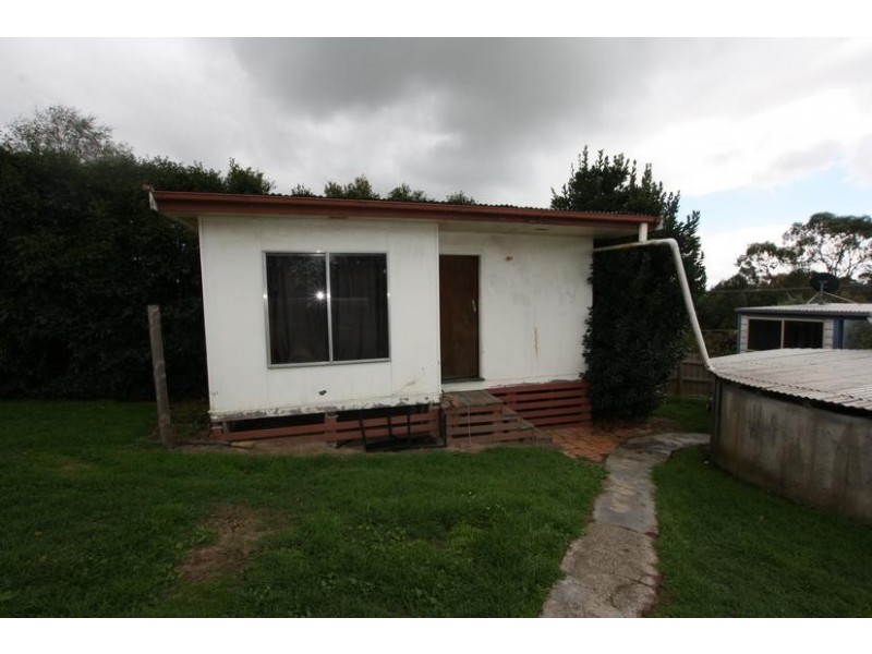 59 Main Road, Bena VIC 3946