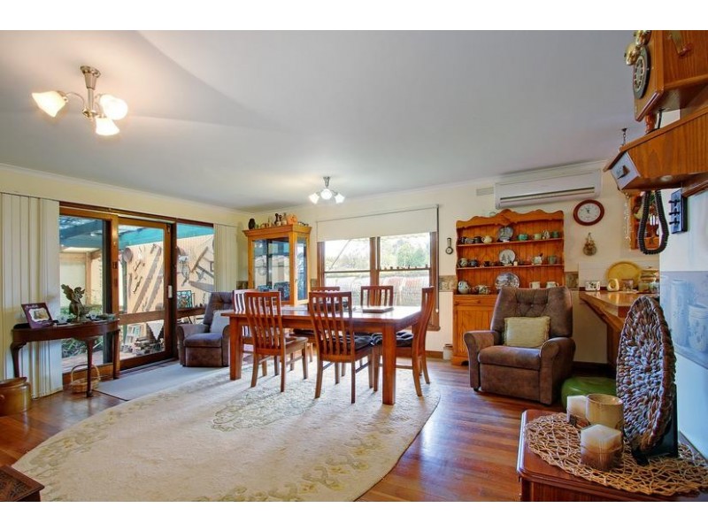 11 Gordon Street, Korumburra VIC 3950