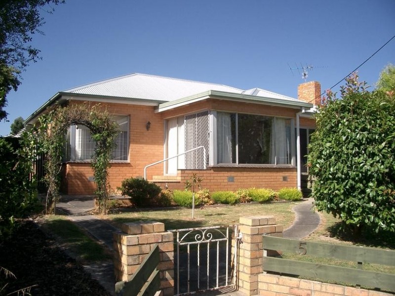 5 Bena Road, Korumburra VIC 3950