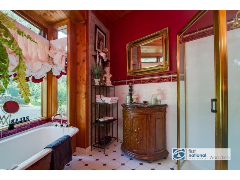 35 Loch Poowong Road, Loch VIC 3945