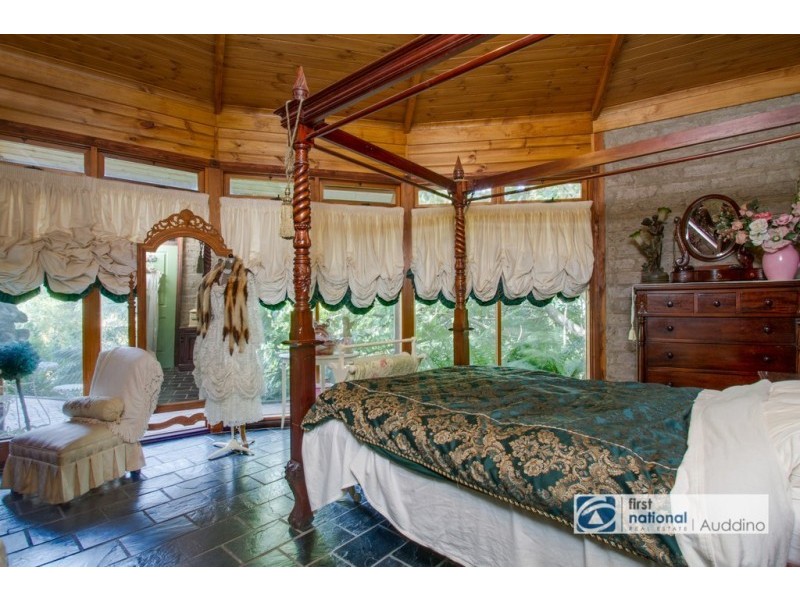 35 Loch Poowong Road, Loch VIC 3945