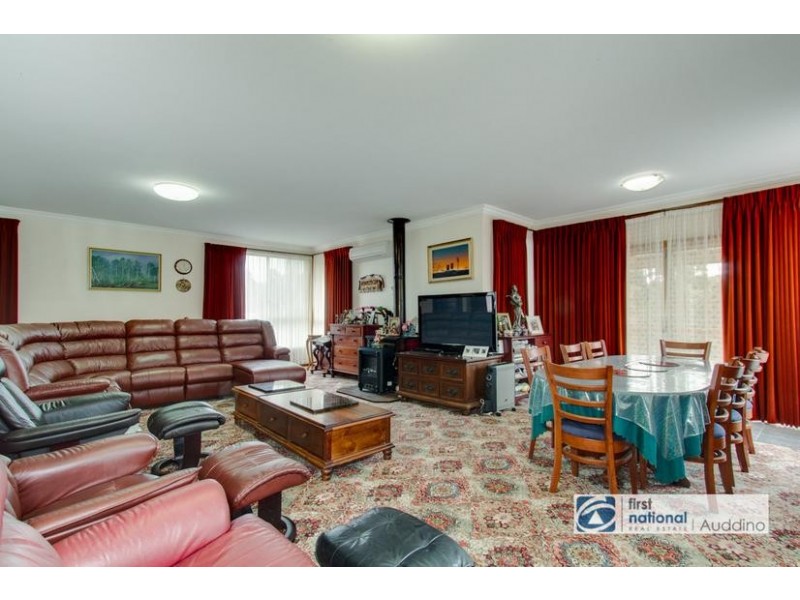 17-19 Valley View Parade, Korumburra VIC 3950