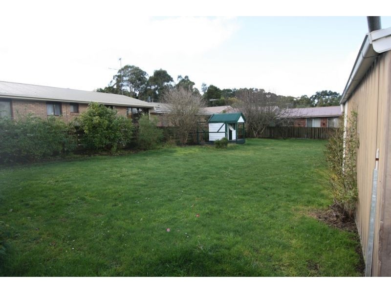 2C Ruddville Avenue, Korumburra VIC 3950