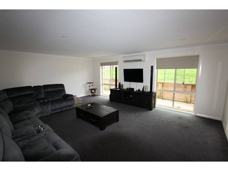 10 Ashford Crescent, Korumburra VIC 3950