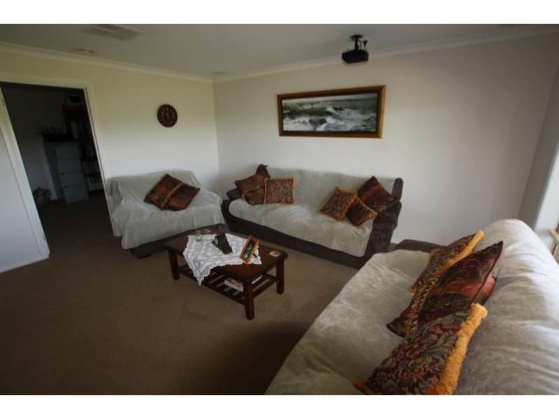 61 Hillcrest Way, Korumburra VIC 3950