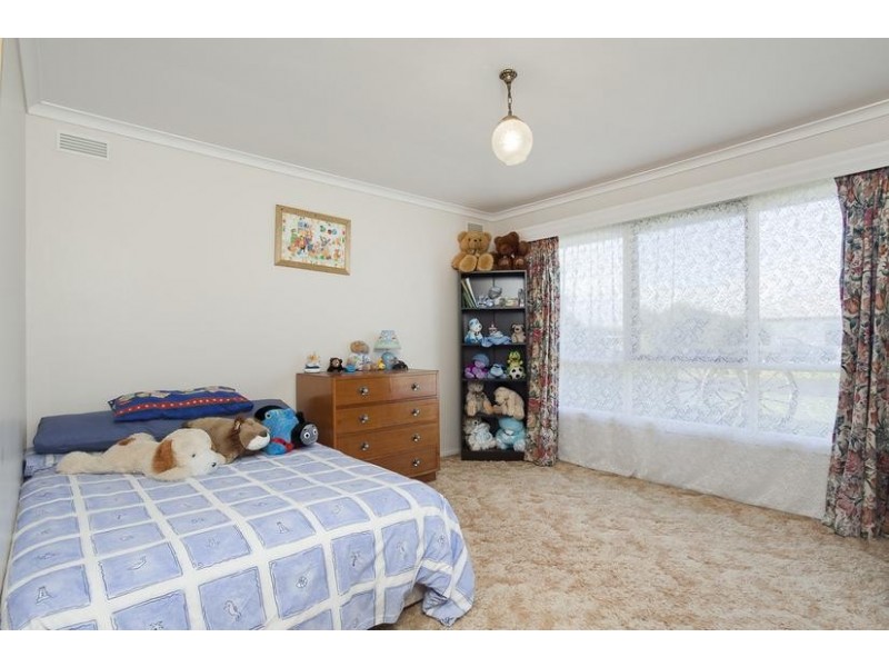 6 Commonwealth Avenue, Korumburra VIC 3950