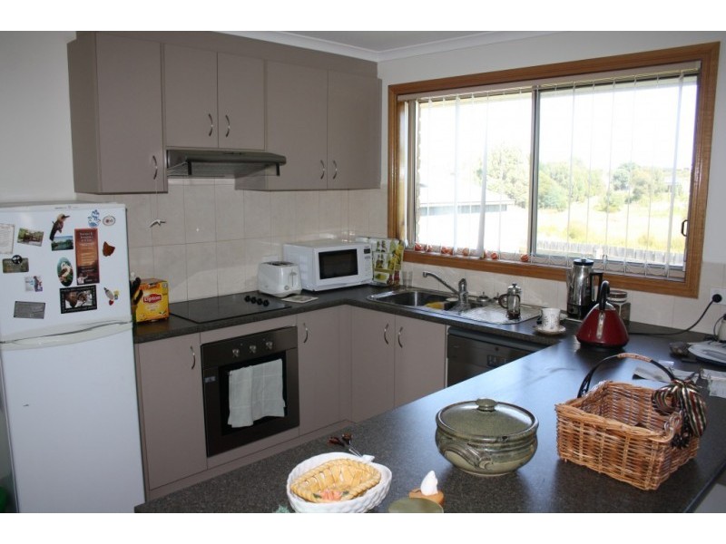 1/10 Woodford Place, Korumburra VIC 3950