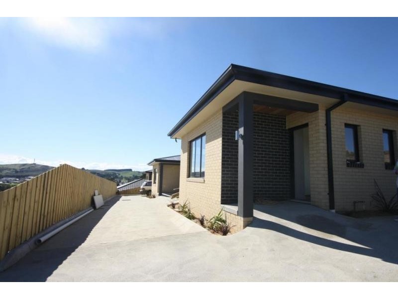 1/23 Hannah Rise, Korumburra VIC 3950