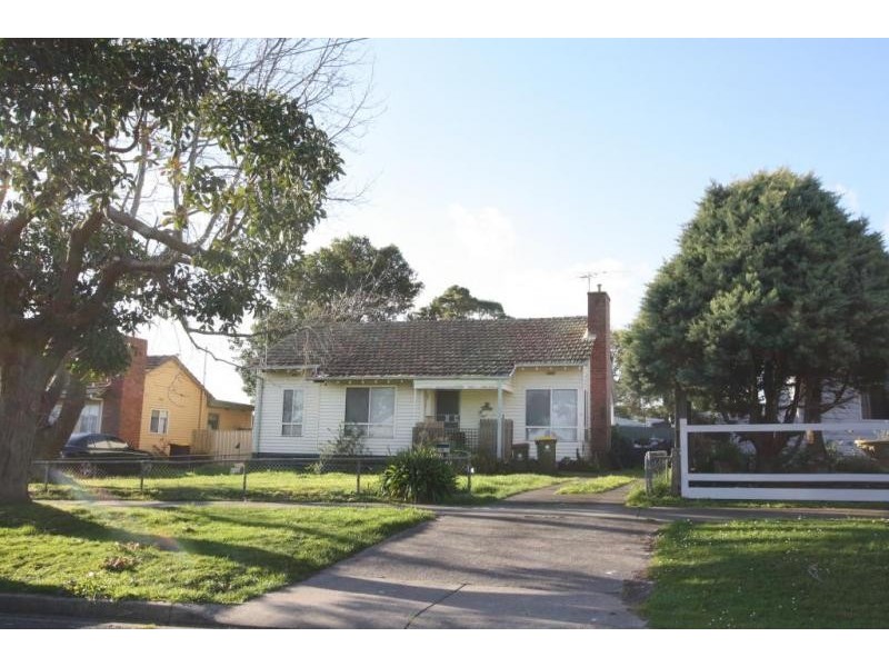 4 Macqueen Avenue, Korumburra VIC 3950