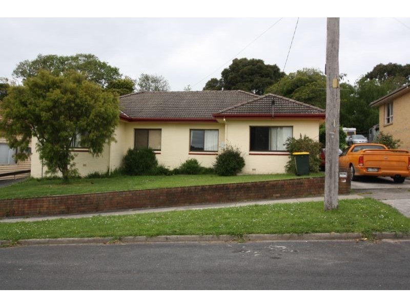 16 Bourke Street, Korumburra VIC 3950