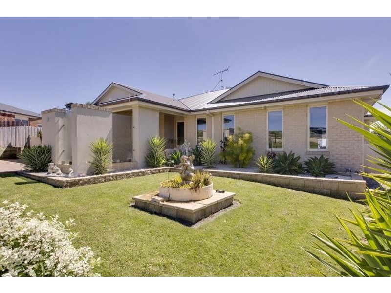 30 Isabella Boulevard, Korumburra VIC 3950