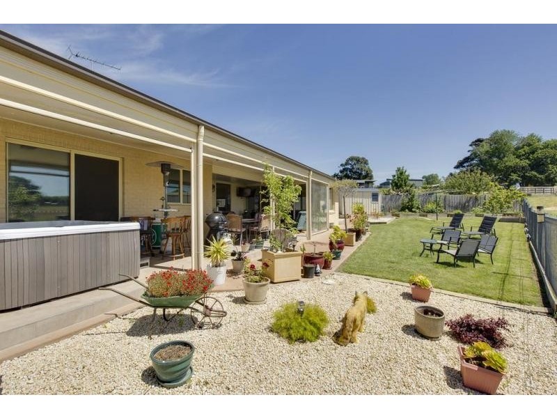 30 Isabella Boulevard, Korumburra VIC 3950