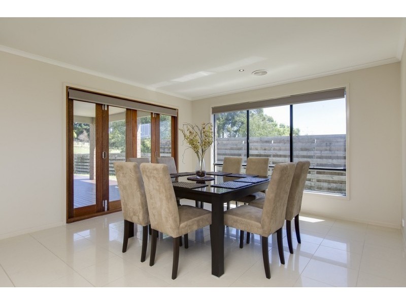 54 Valley View Parade, Korumburra VIC 3950