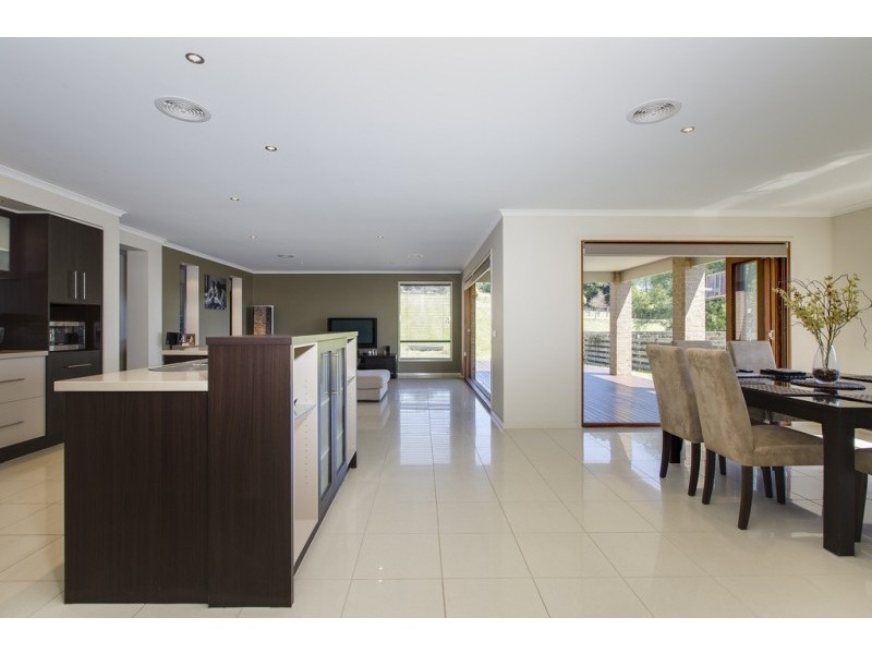 54 Valley View Parade, Korumburra VIC 3950