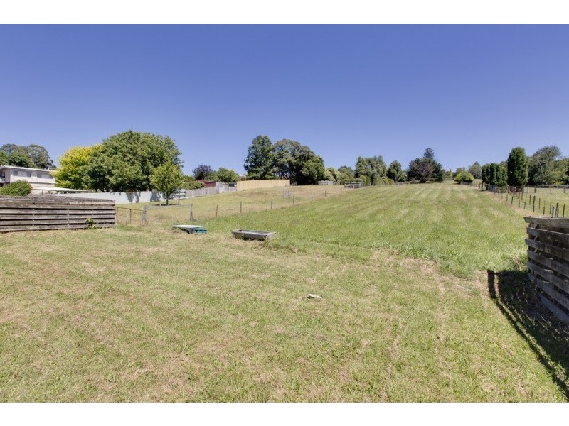 54 Valley View Parade, Korumburra VIC 3950