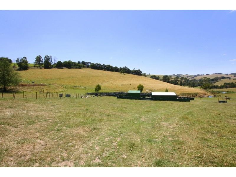 204 Barnes Road, Kardella VIC 3951