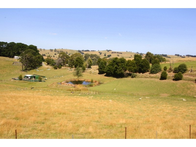 204 Barnes Road, Kardella VIC 3951