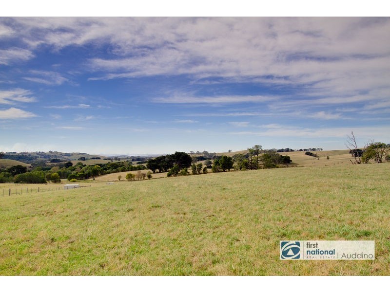 9 Le Maitres Road, Kardella South VIC 3950