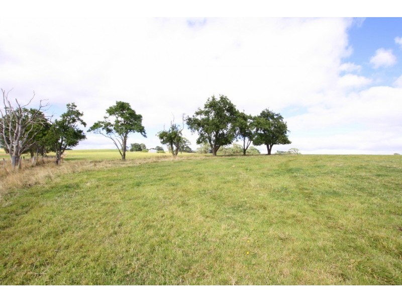 9 Le Maitres Road, Kardella South VIC 3950