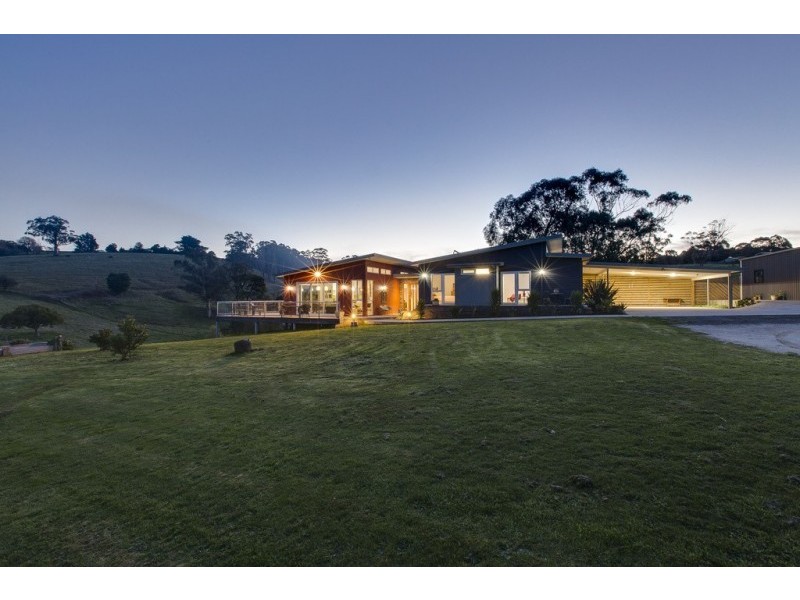 90 Elmores Road, Korumburra VIC 3950