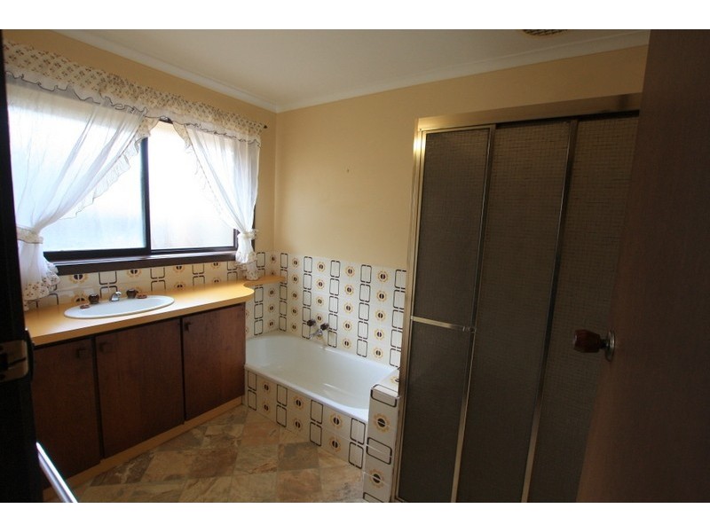 9 Mair Crescent, Korumburra VIC 3950