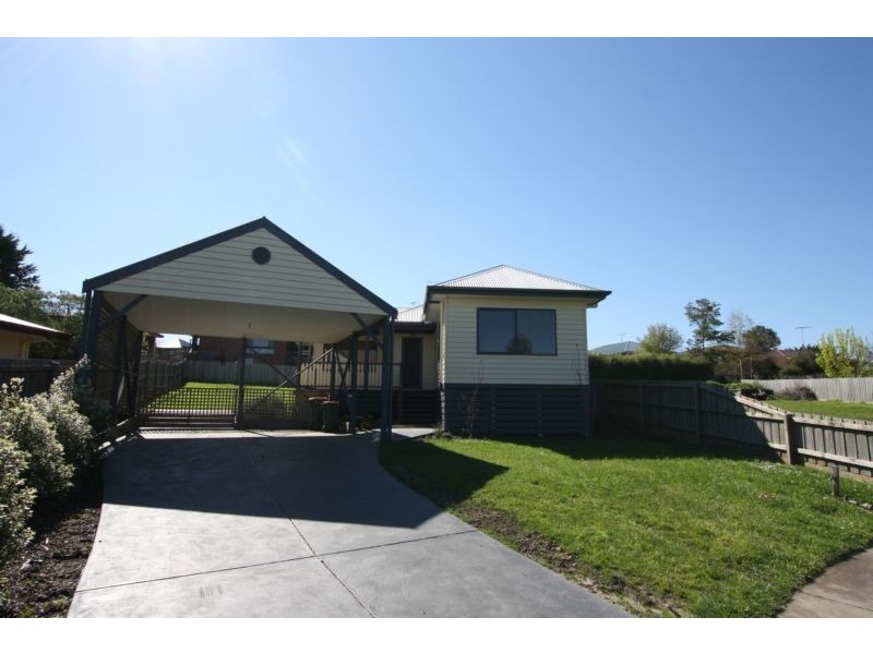 3. Dowel Court, Korumburra VIC 3950