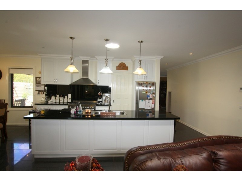 8. Woodford Place, Korumburra VIC 3950