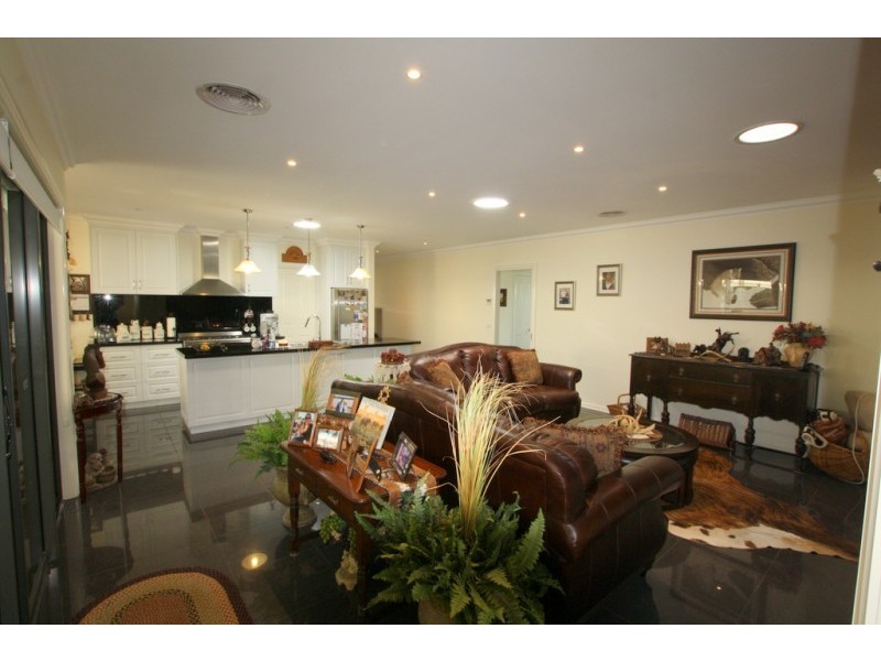 8. Woodford Place, Korumburra VIC 3950