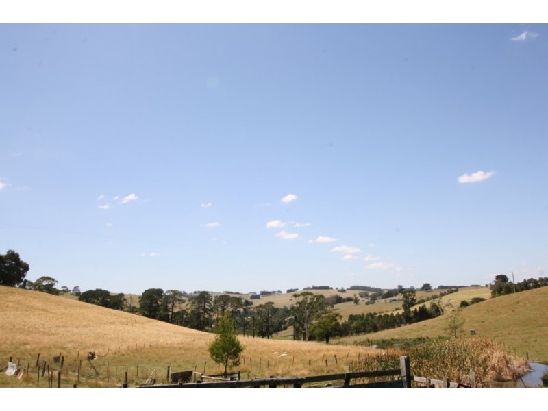 204. Barnes Road, Kardella VIC 3951