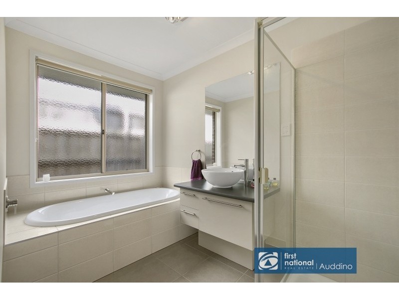 27 Massimo Way, Korumburra VIC 3950