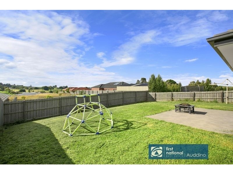 27 Massimo Way, Korumburra VIC 3950