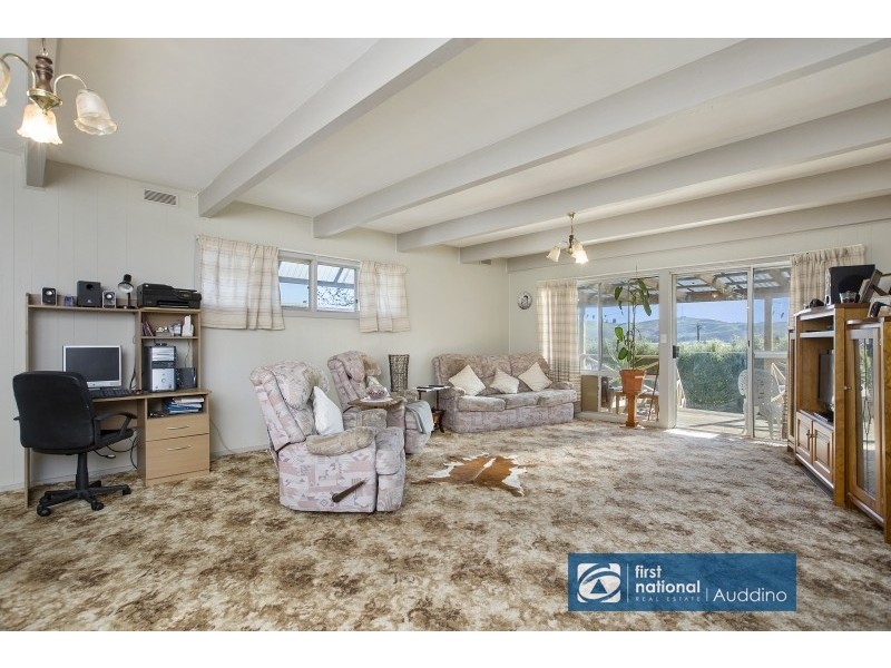 10 Hawkins Street, Korumburra VIC 3950