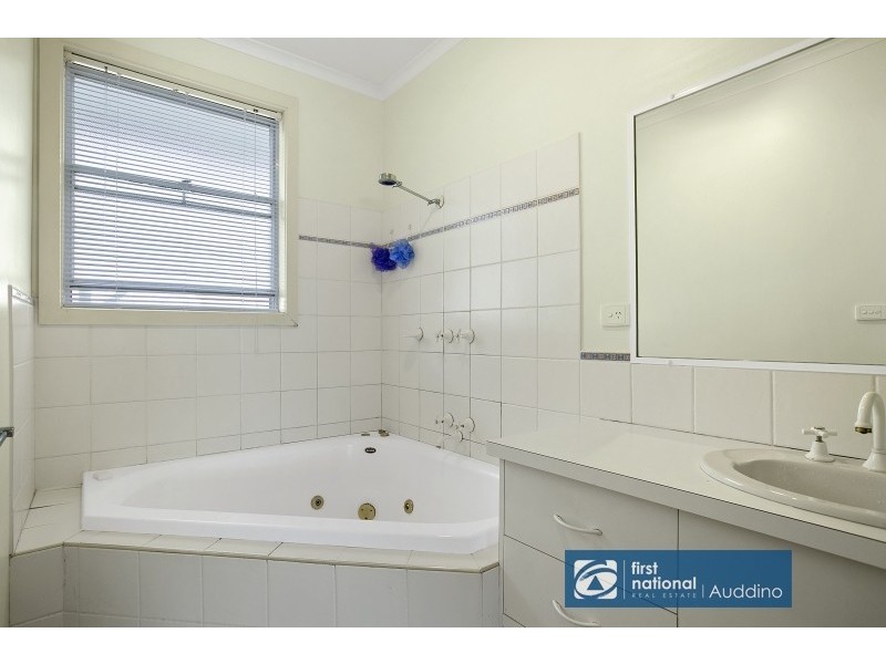 15 Hawkins Street, Korumburra VIC 3950