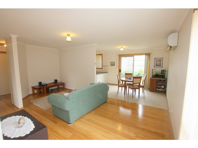 2/11 Shellcot Road, Korumburra VIC 3950