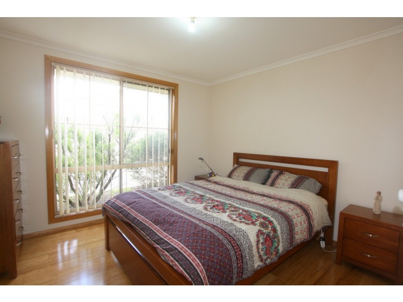 2/11 Shellcot Road, Korumburra VIC 3950