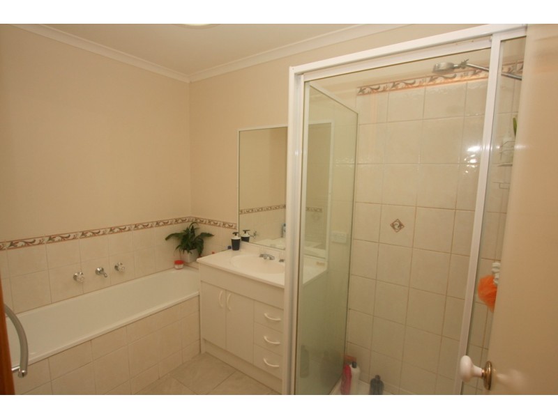 2/11 Shellcot Road, Korumburra VIC 3950