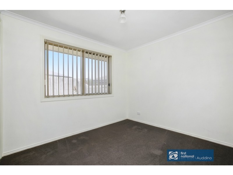 8/10. Woodford Place, Korumburra VIC 3950