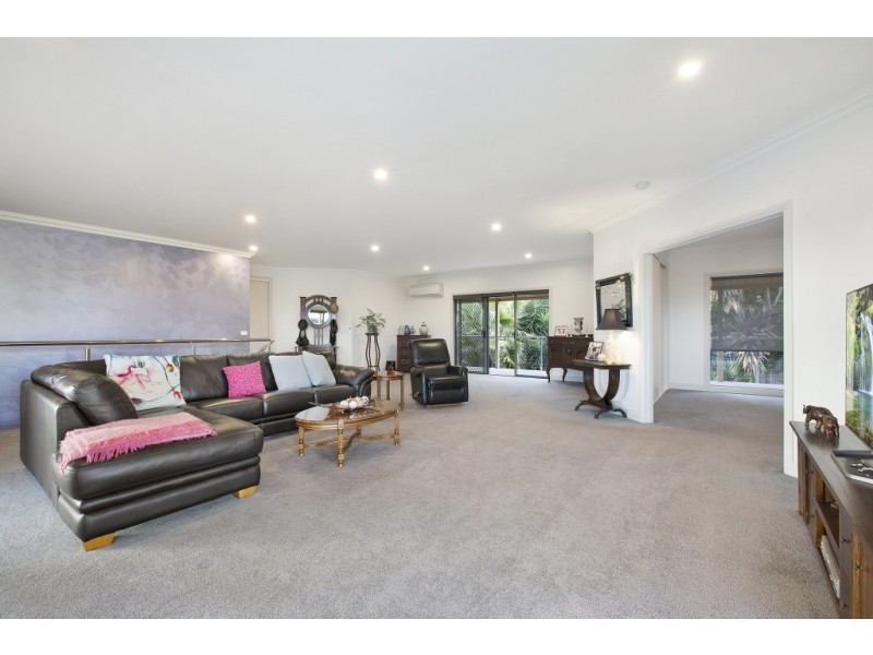 22 Valley View Crescent, Leongatha VIC 3953