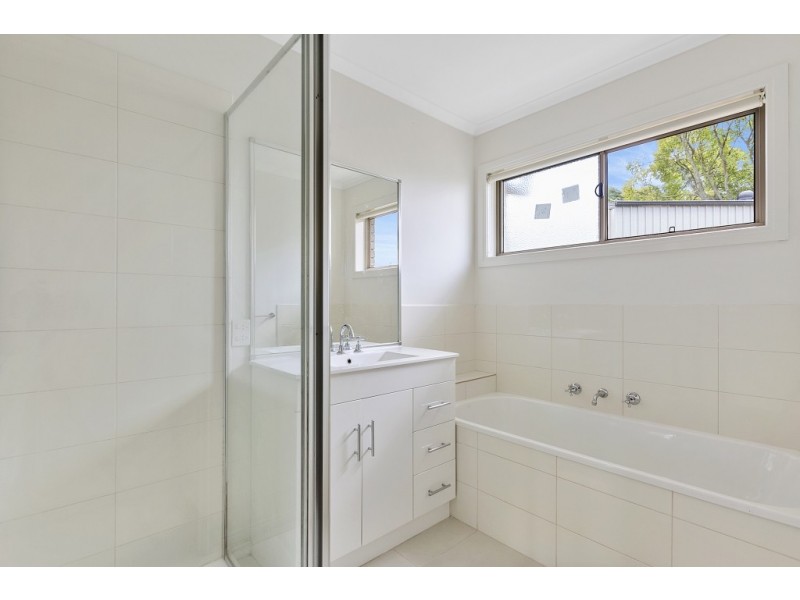 9/11 Lower Gordon Street, Korumburra VIC 3950