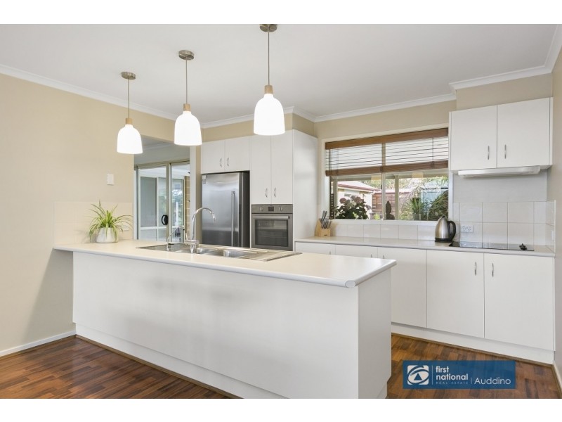 6 Carr Avenue, Leongatha VIC 3953