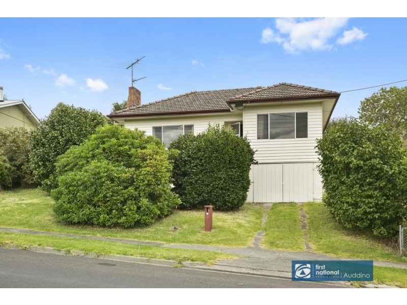 11 South Railway Crescent, Korumburra VIC 3950