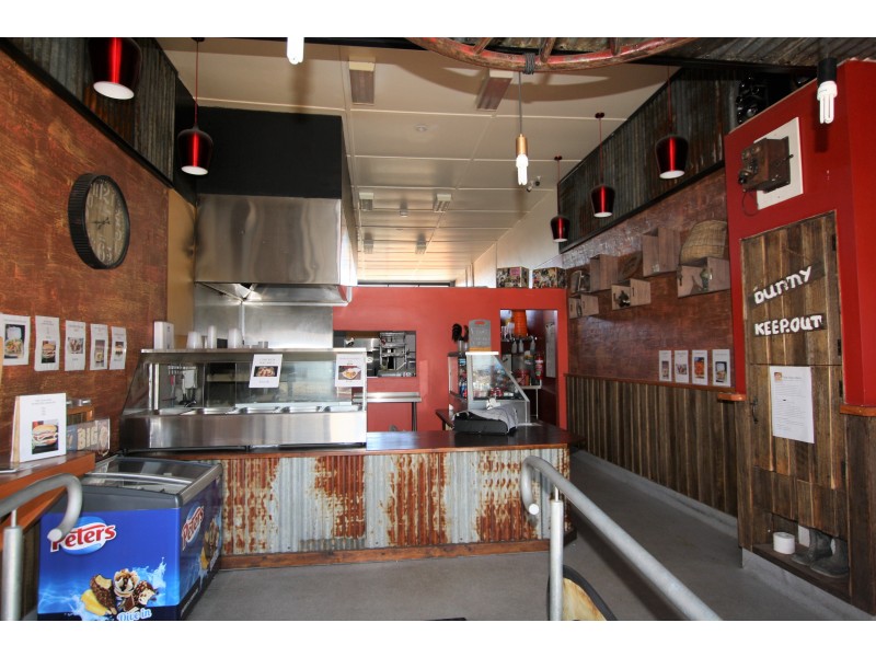 71 Commercial Street, Korumburra VIC 3950