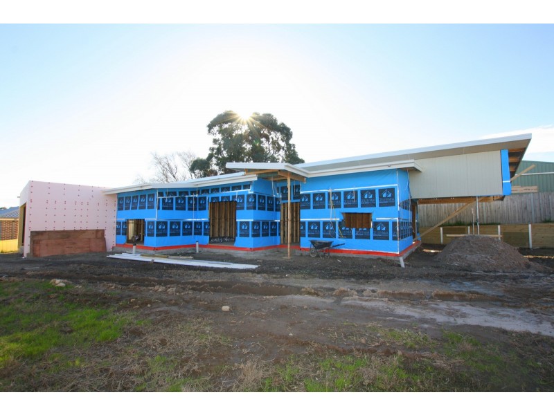 5 Fox Grove, Korumburra VIC 3950
