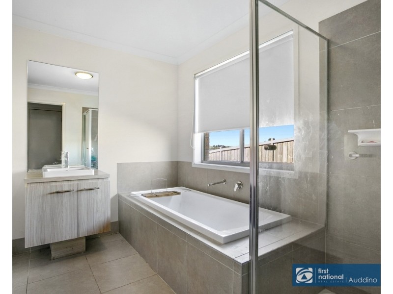 12 Massimo Way, Korumburra VIC 3950