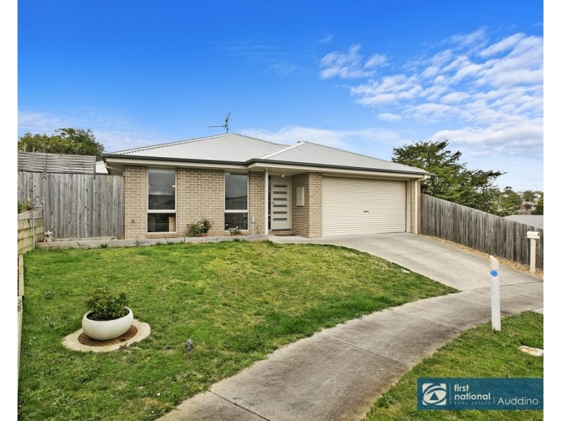 8 Sunset Close, Korumburra VIC 3950