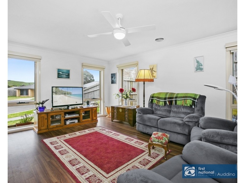 8 Sunset Close, Korumburra VIC 3950