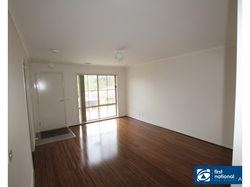 12/11 Lower Gordon Street, Korumburra VIC 3950